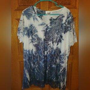 Dress Barn top with lace. Size 2x